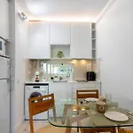 דירה White And Terrace אלבופיירה