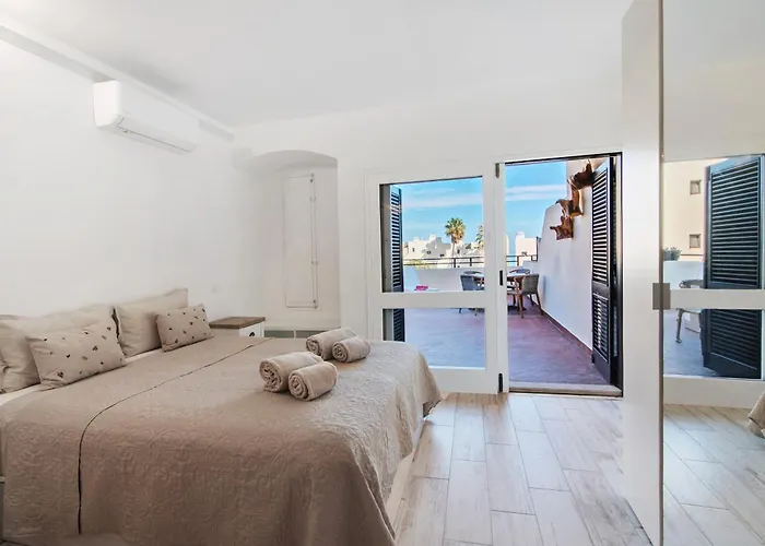 Appartement White And Terrace