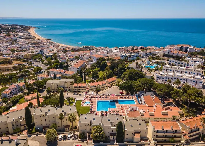 White And Terrace Appartement Albufeira